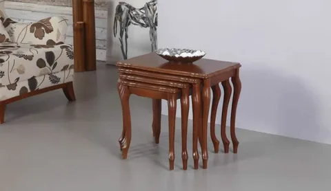 تصویر 3 از میز عسلی چوبی ساده و شیک با سطح مقاوم در برابر خط و خش